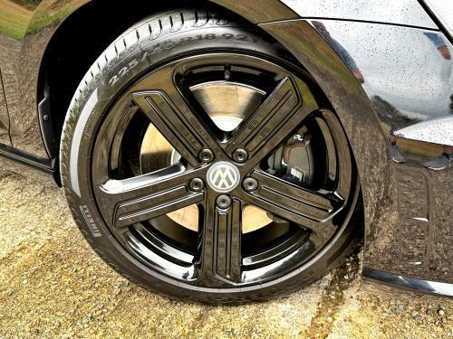 Volkswagen Golf 2.0 Tsi Bluemotion Tech R Dsg 4Motion VU17WRG Black #6