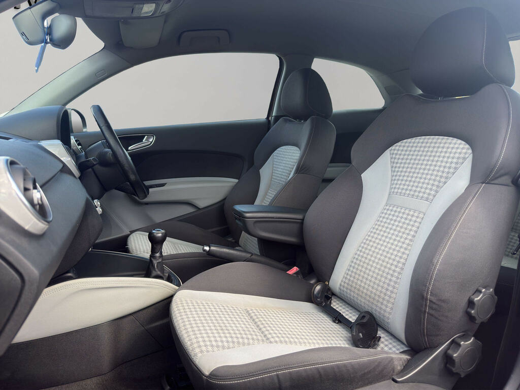 Audi A1 Tfsi Sport Silver #11
