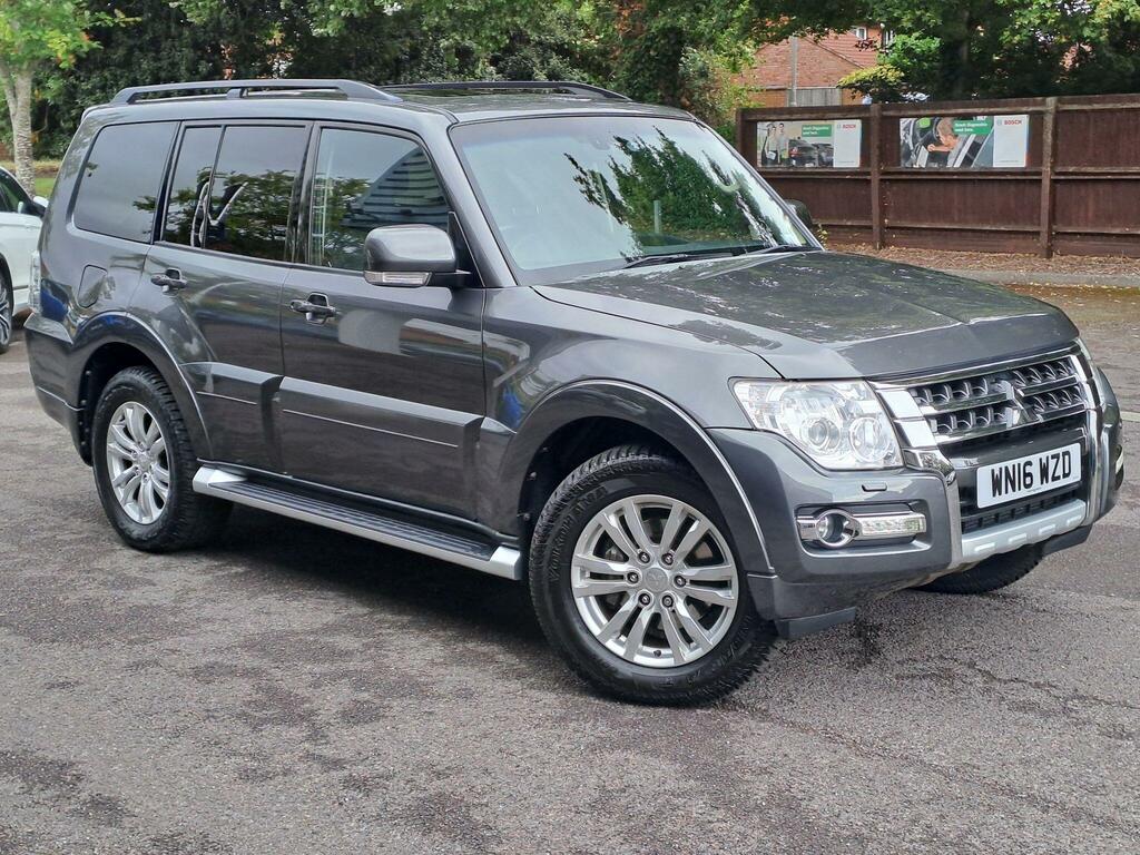 Mitsubishi Shogun 2016
