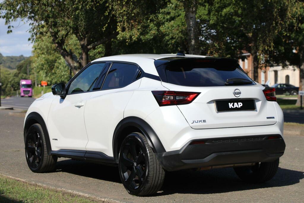 Nissan Juke Tekna 1.6 Tekna Euro 6 White #4