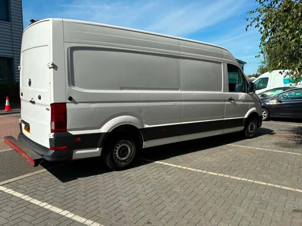 Volkswagen Crafter Diesel FN70MDV White #6