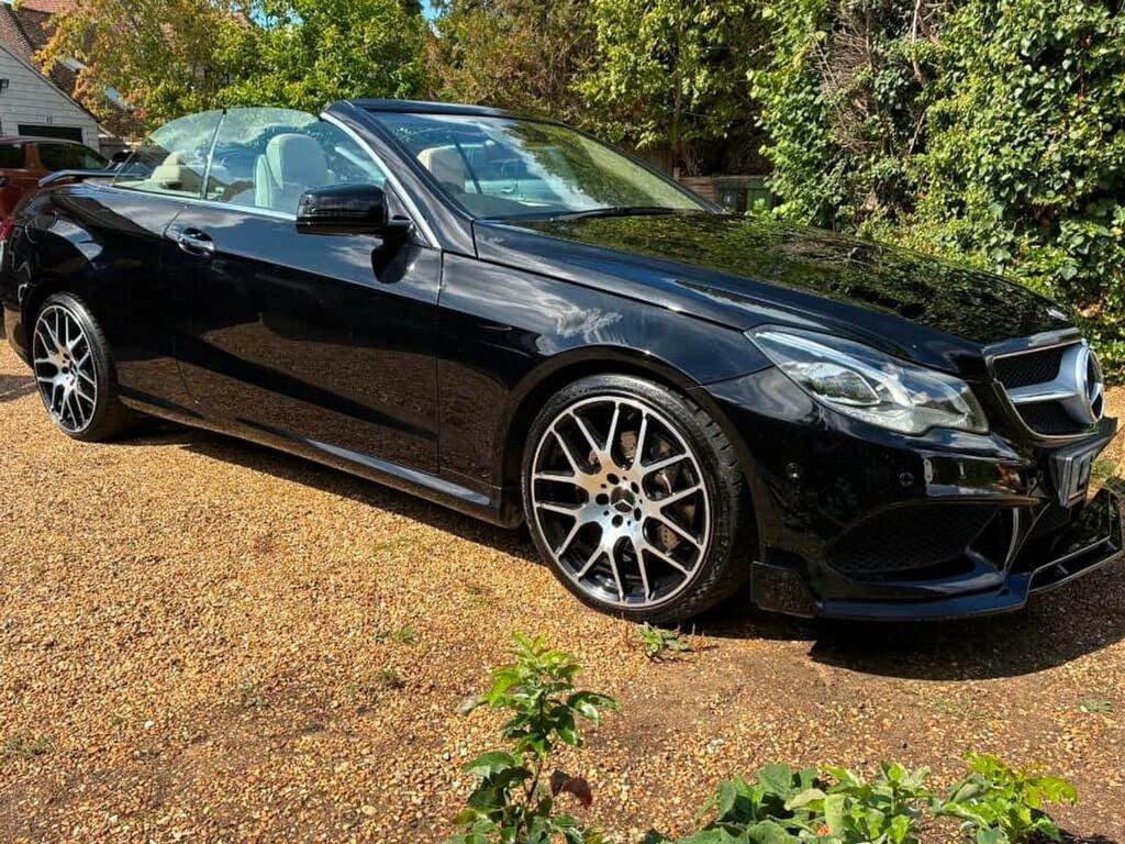 Mercedes-Benz E Class E350 Bluetec Amg Sport Designo Colours,digital Tv Black