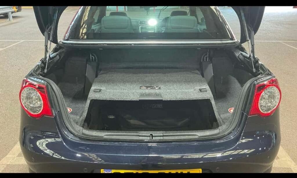 Volkswagen EOS Convertible Black #10