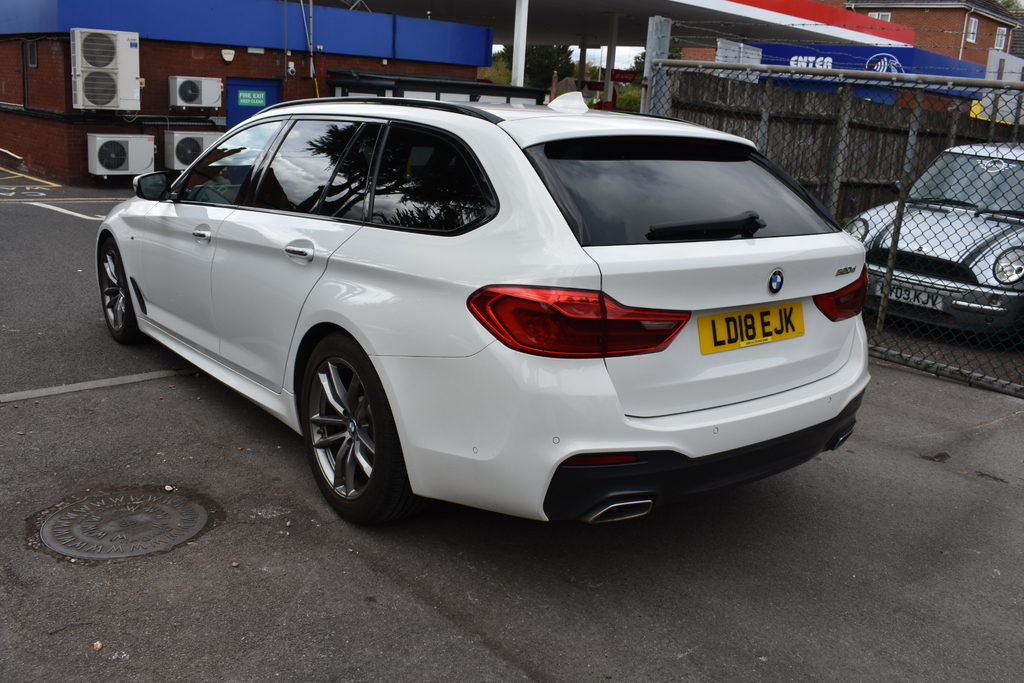 BMW 5 Series 2.0 520D M Sport Touring Euro 6 S White #5