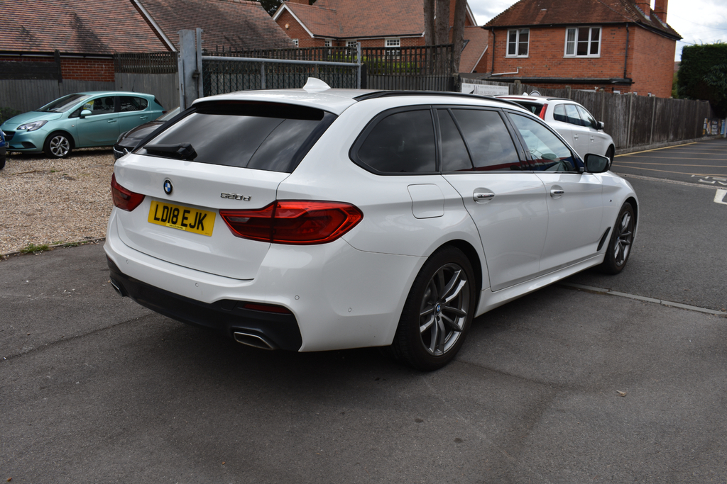 BMW 5 Series 2.0 520D M Sport Touring Euro 6 S White #3