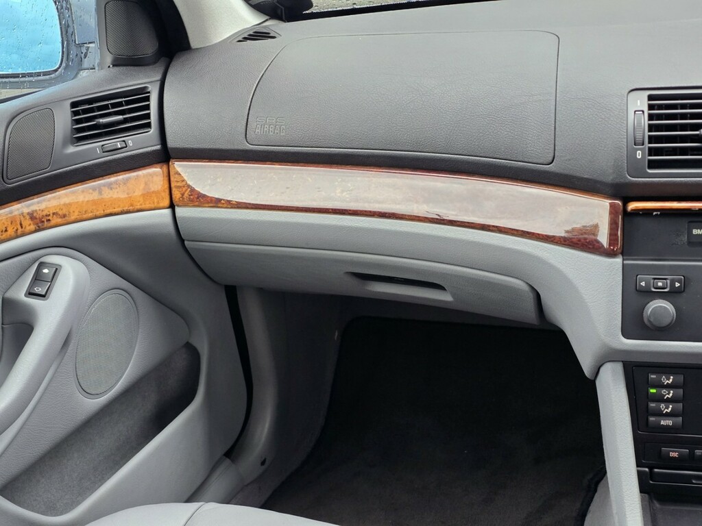 BMW 5 Series 2.5 525D Se Silver #47