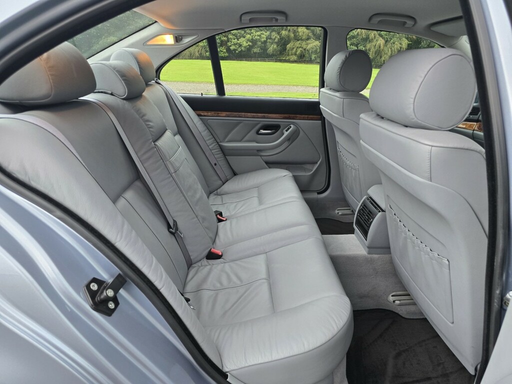 BMW 5 Series 2.5 525D Se Silver #13