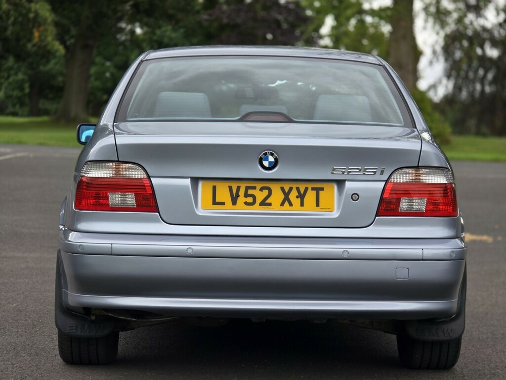 BMW 5 Series 2.5 525D Se Silver #21