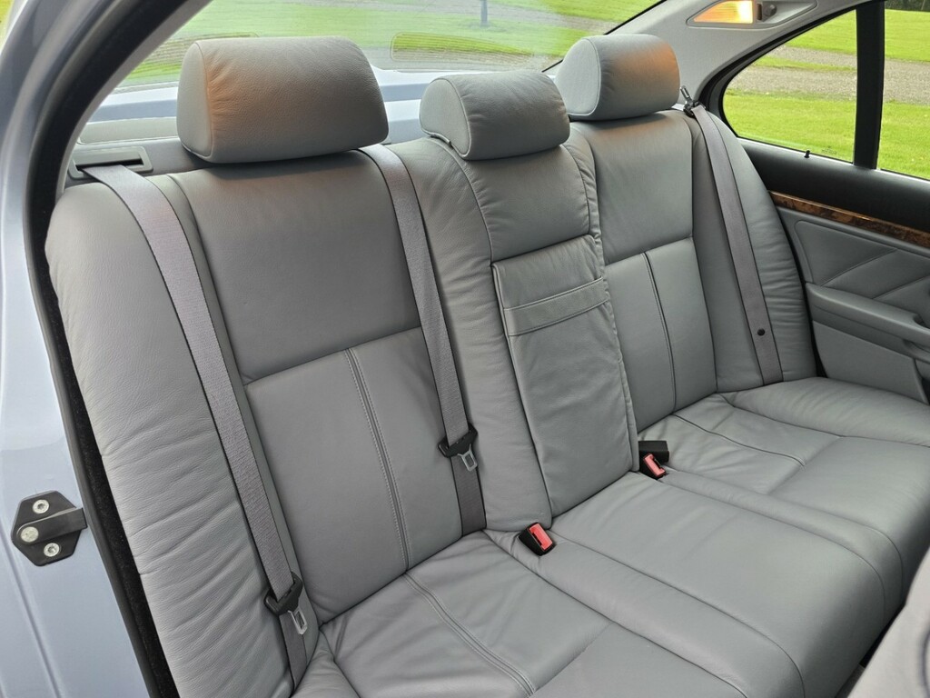 BMW 5 Series 2.5 525D Se Silver #14