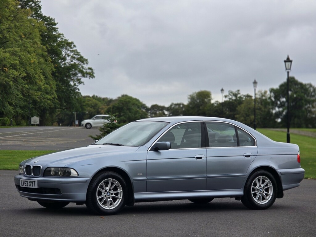 BMW 5 Series 2.5 525D Se Silver #26