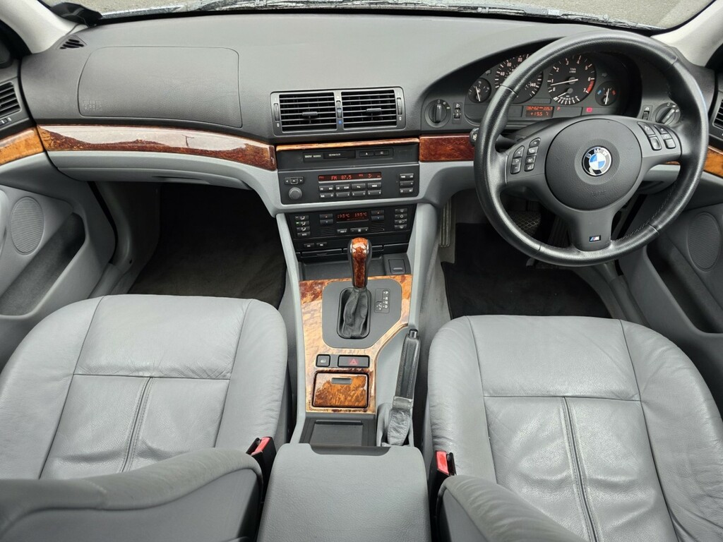 BMW 5 Series 2.5 525D Se Silver #43