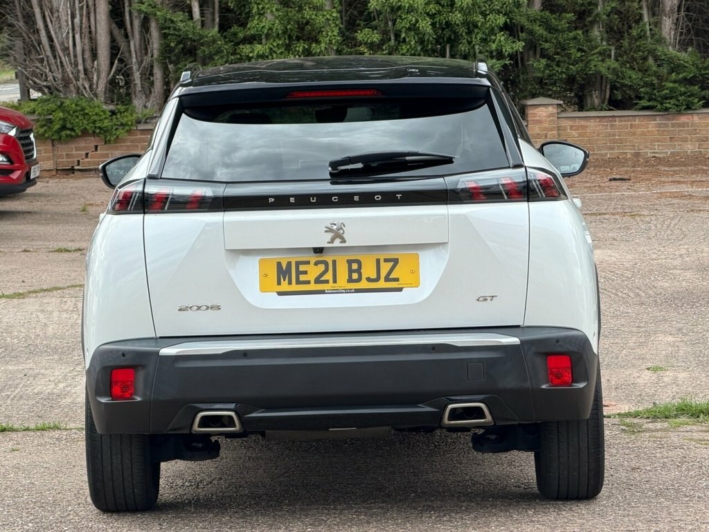 Peugeot 2008 1.2L Gt White #5
