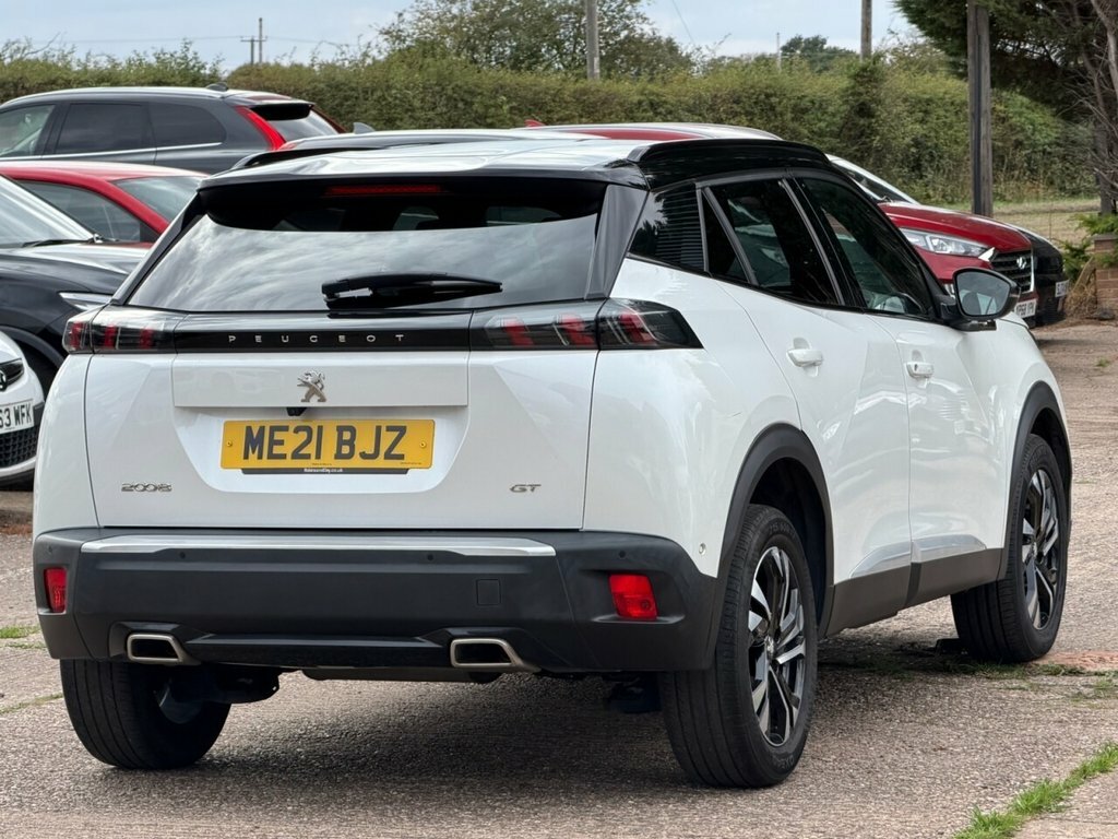 Peugeot 2008 1.2L Gt White #6