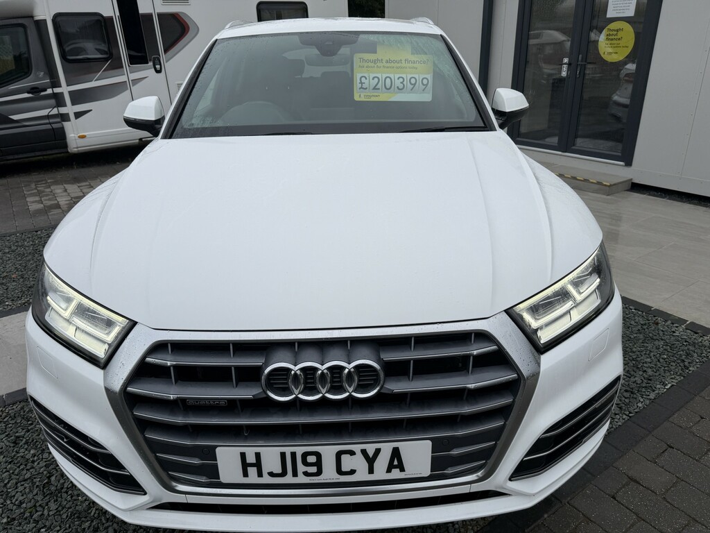 Audi Q5 2.0 Tdi 40 S Line HJ19CYA White #3