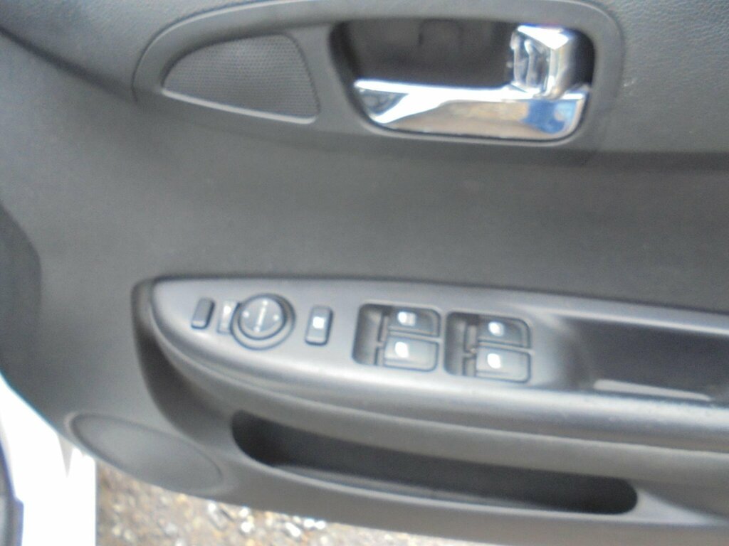 Hyundai I20 Classic White #13