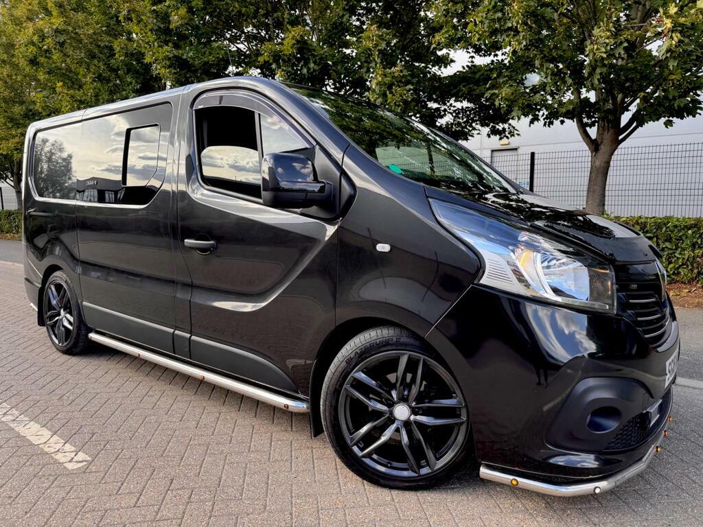 Renault Trafic 1.6 Dci 29 Sport Nav Crew Van Swb Euro 6 Black