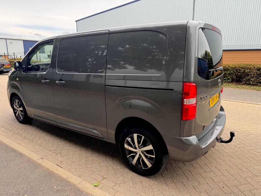 Toyota PROACE Proace Base White #17