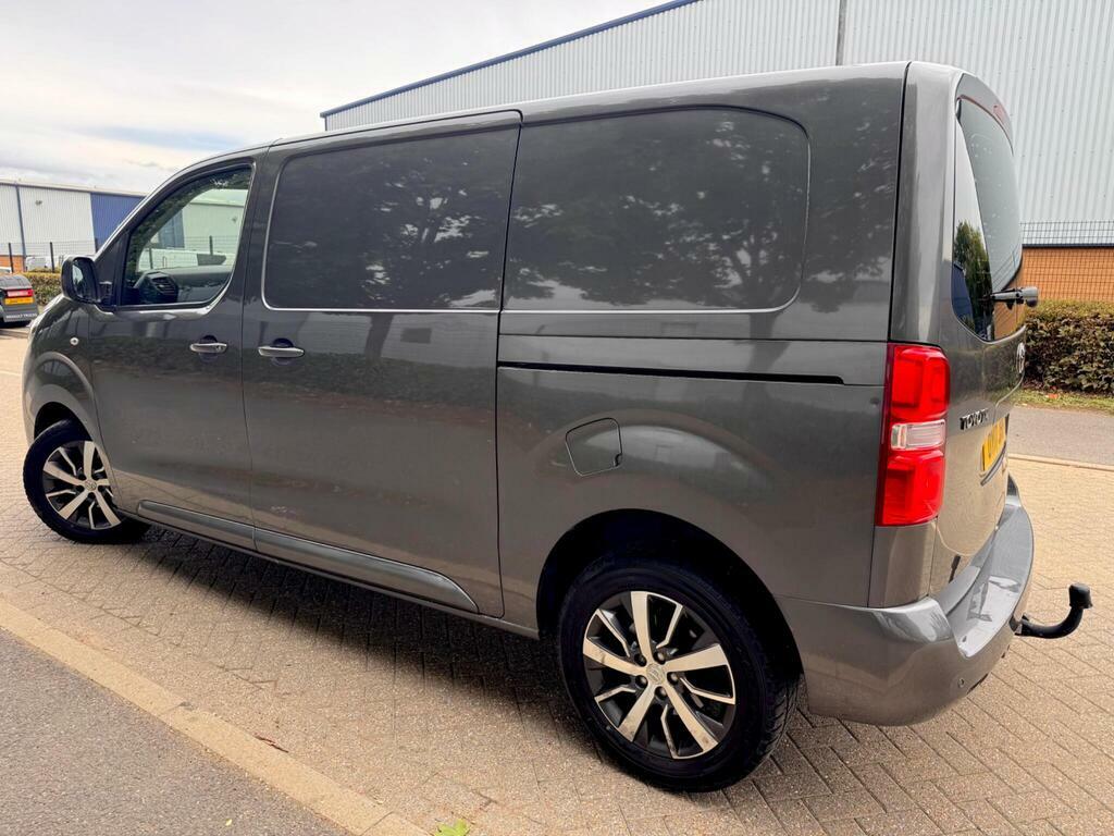 Toyota PROACE 2.0D Comfort Medium Panel Van Mwb Euro 6 S S Grey #2