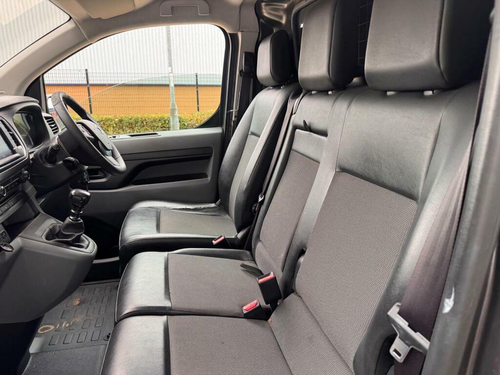 Toyota PROACE Proace Base White #26
