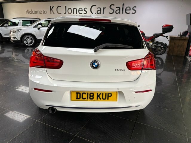 BMW 1 Series 116D Sport Hatchback DC18KUP White #5