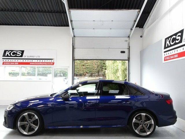 Audi A4 2.0 Tfsi 35 Black Edition Saloon Blue #3