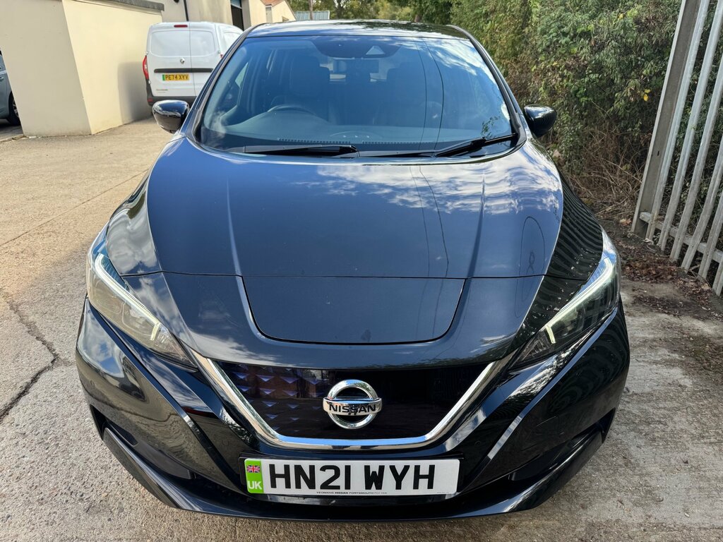 Nissan Leaf 40Kwh 10 Hatchback 150 Ps Black #5