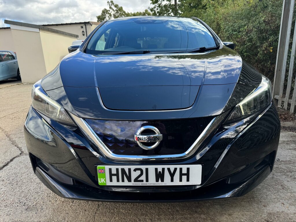 Nissan Leaf 40Kwh 10 Hatchback 150 Ps Black #6