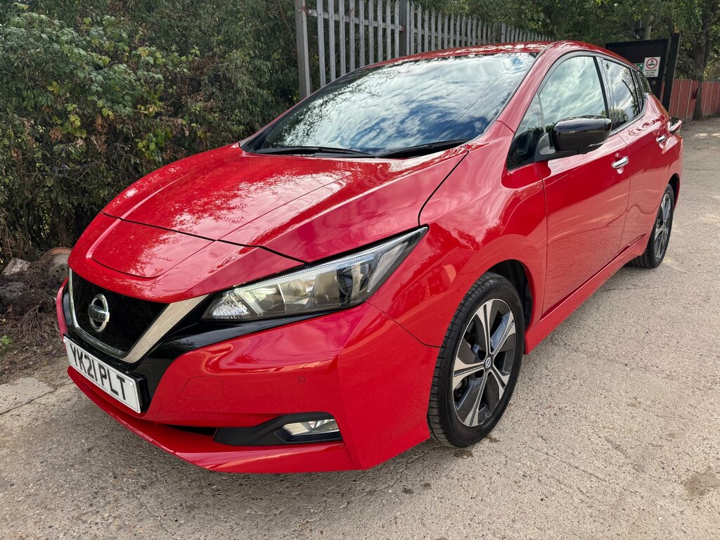 Nissan Leaf 110Kw N-connecta 40Kwh Red #20