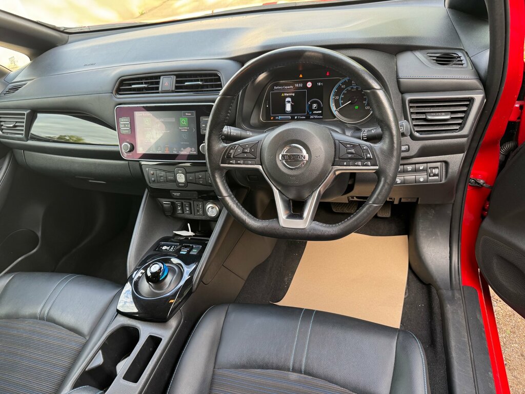 Nissan Leaf 110Kw N-connecta 40Kwh Red #34