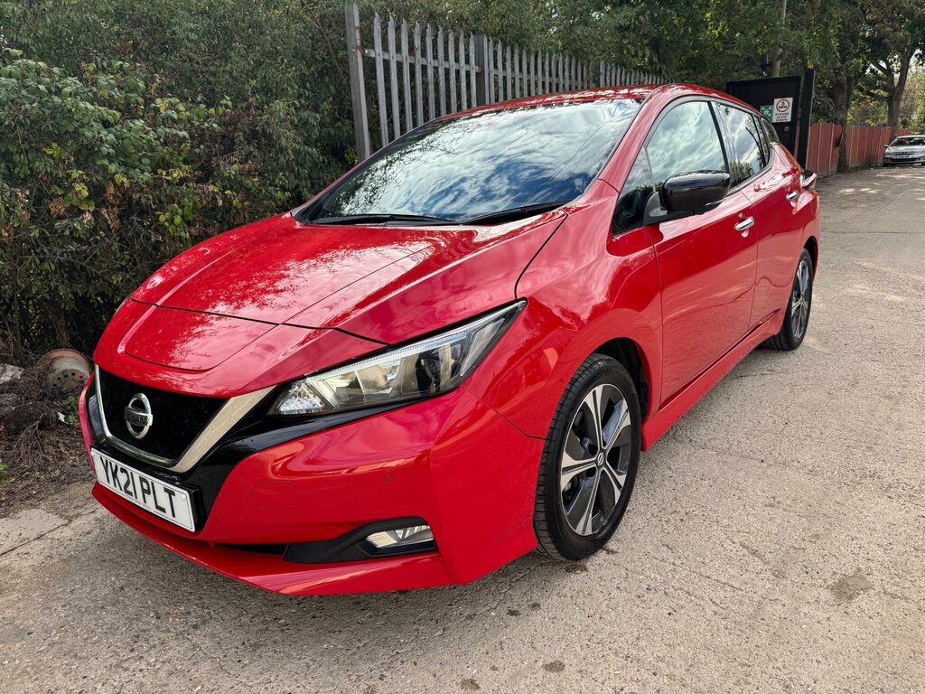 Nissan Leaf 110Kw N-connecta 40Kwh Red #17
