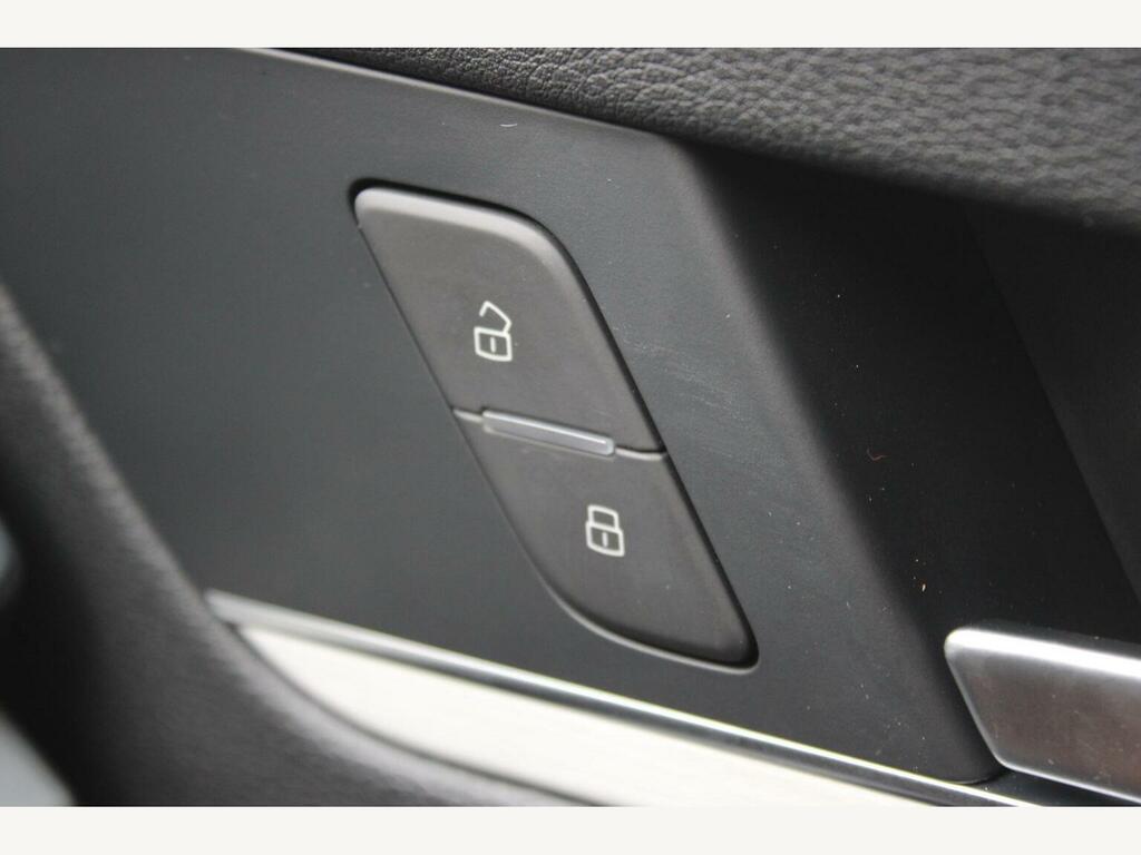 Audi Q5 55 Tfsi E Quattro Competition S Tronic Blue #23