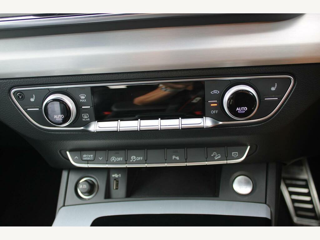 Audi Q5 55 Tfsi E Quattro Competition S Tronic Blue #40