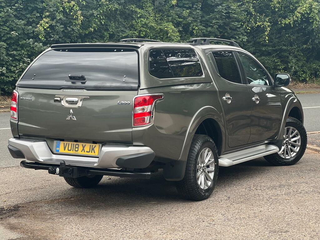 Mitsubishi L200 Pickup Blue #9