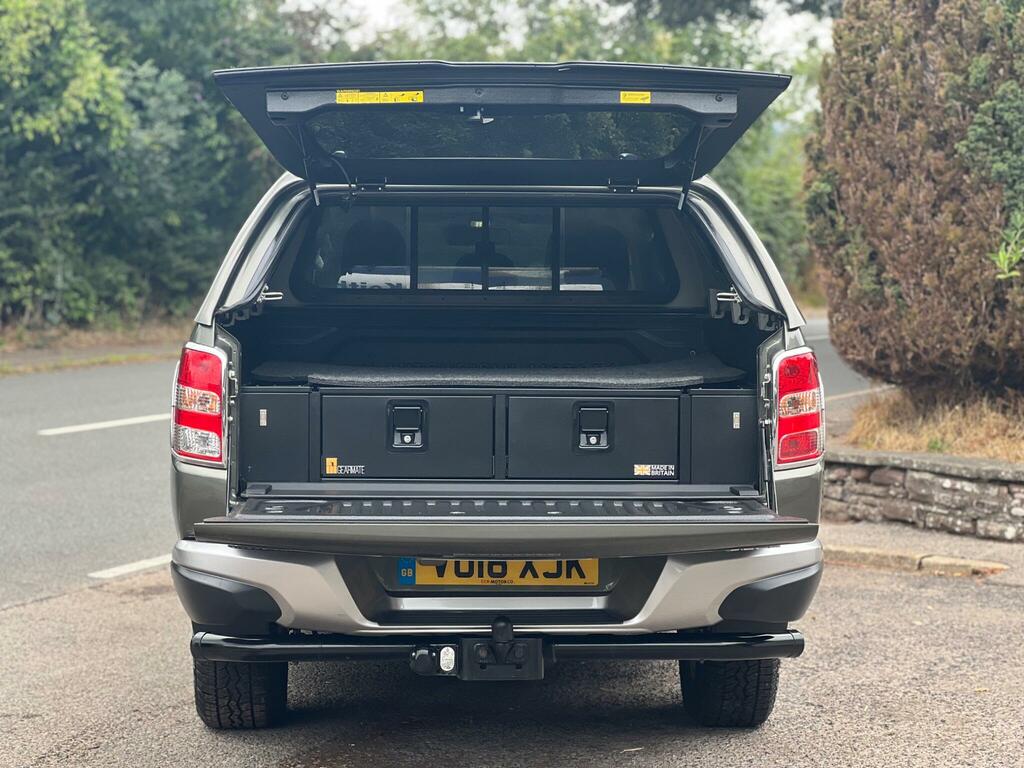 Mitsubishi L200 Pickup Blue #14