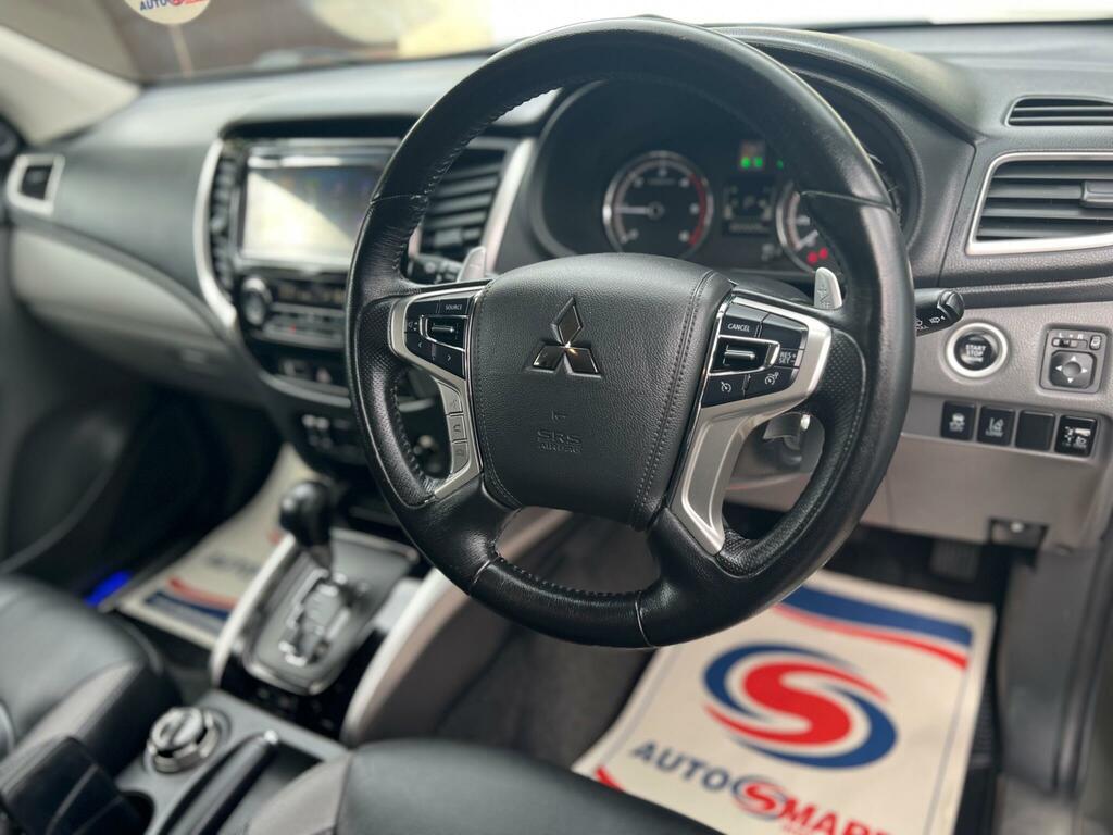 Mitsubishi L200 Pickup Blue #21
