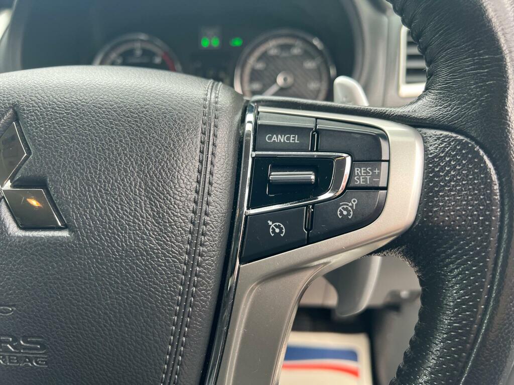 Mitsubishi L200 Pickup Blue #22