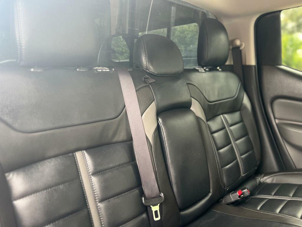 Mitsubishi L200 Pickup Blue #41