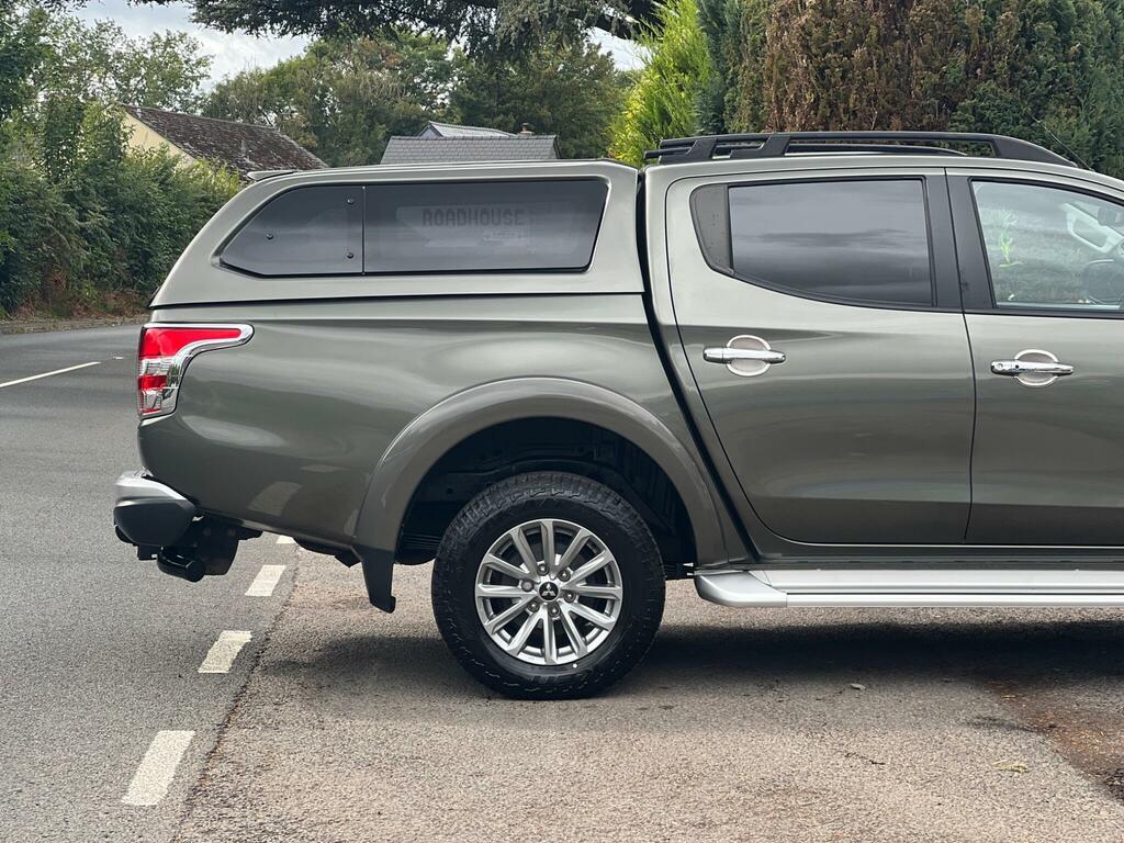 Mitsubishi L200 Pickup Blue #20
