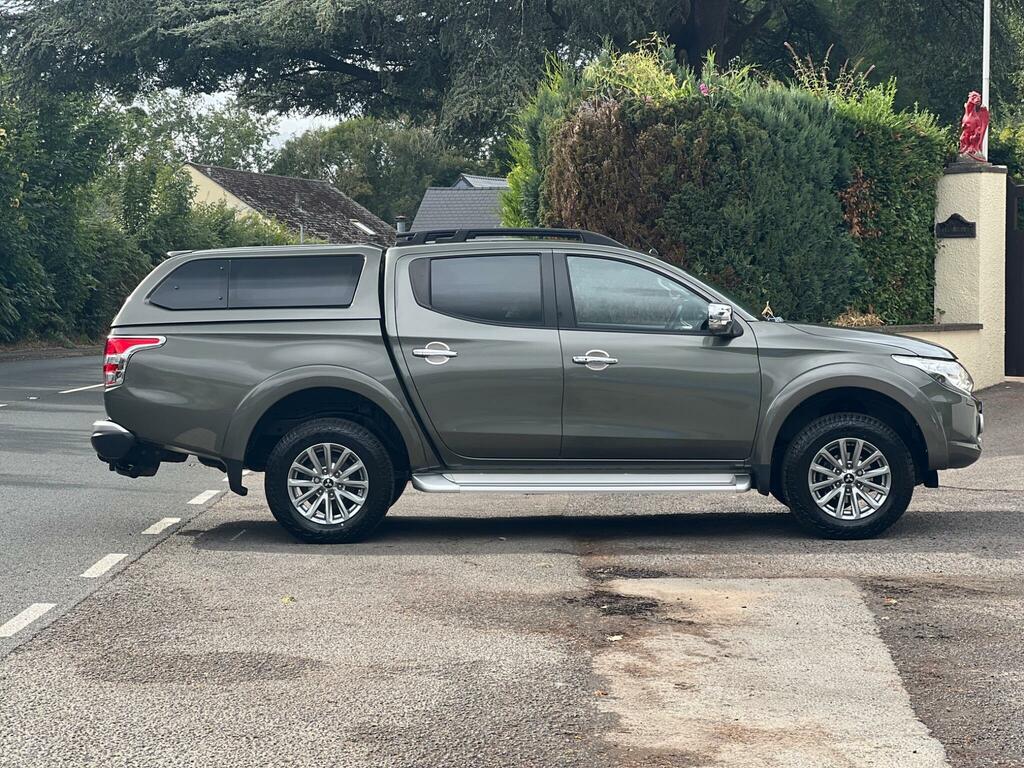 Mitsubishi L200 Pickup Blue #18