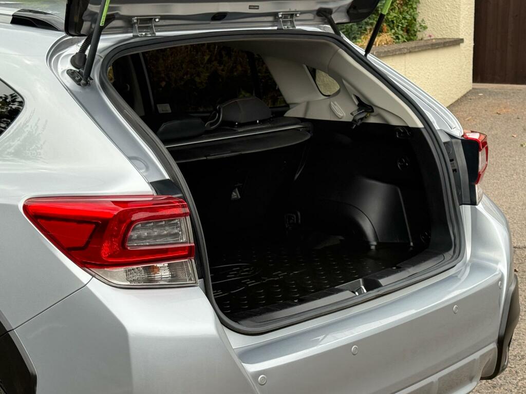 Subaru XV E-boxer Se Premium Blue #11