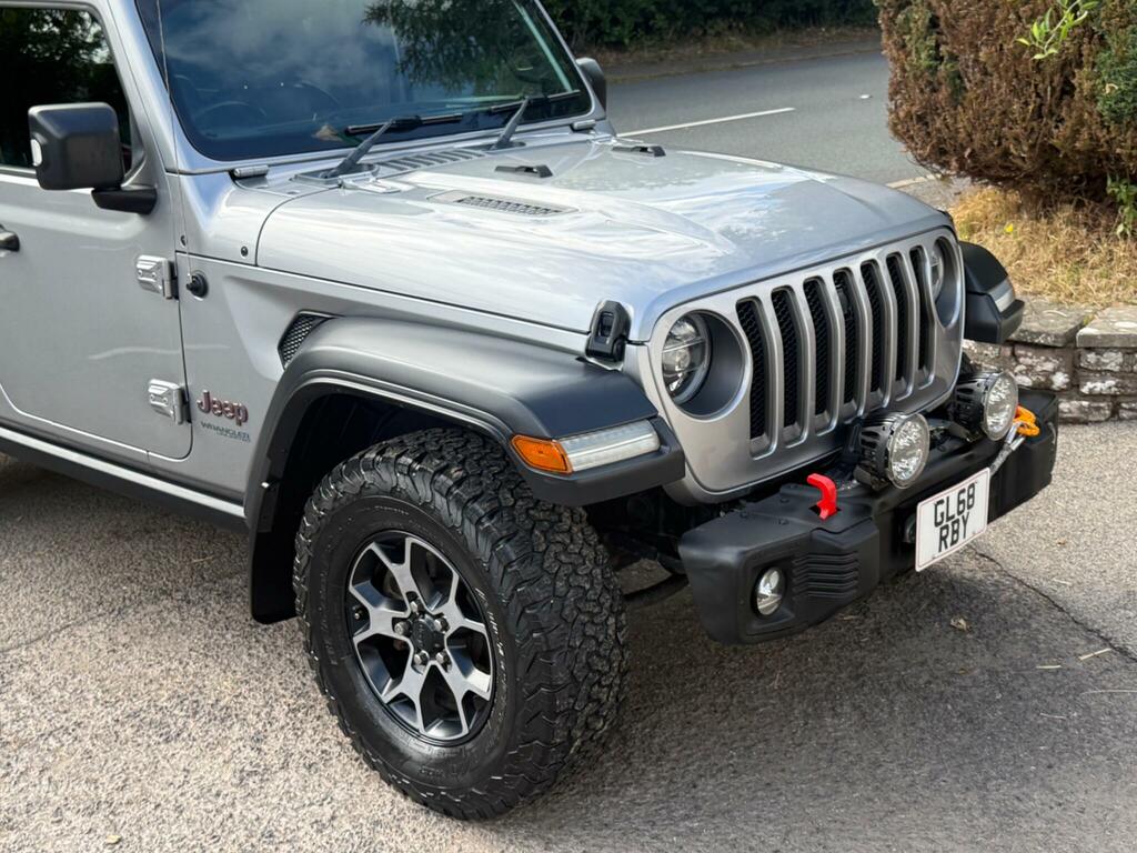 Jeep Wrangler 2.8L Night Eagle White #17