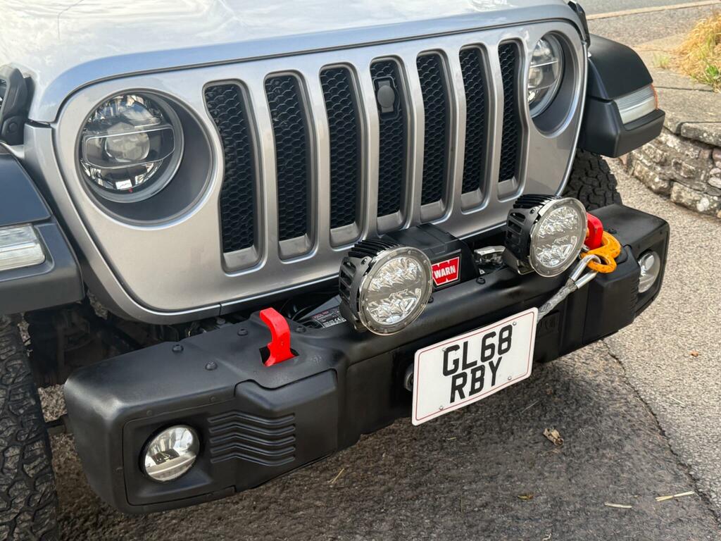 Jeep Wrangler 2.8L Night Eagle White #18