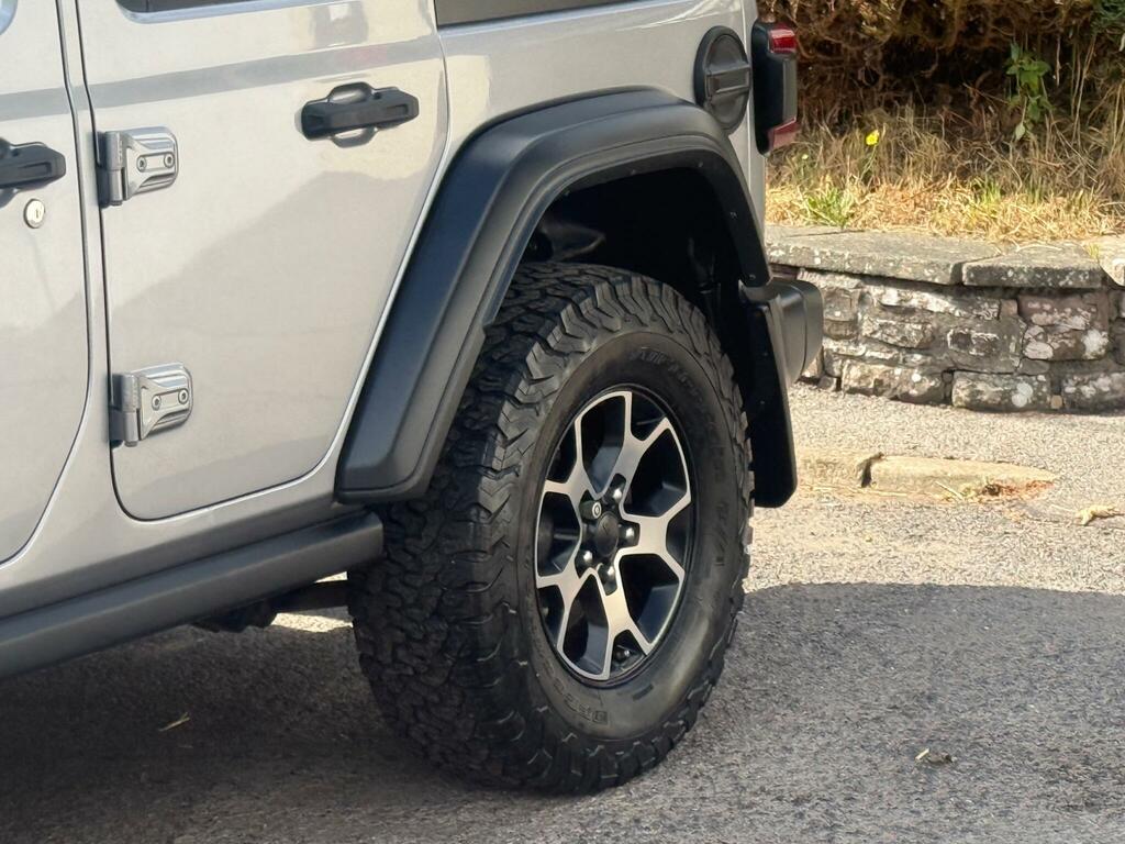 Jeep Wrangler 2.8L Night Eagle White #24