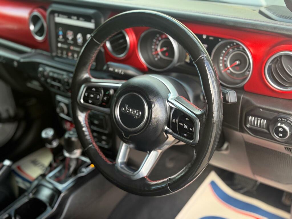 Jeep Wrangler 2.8L Night Eagle White #55