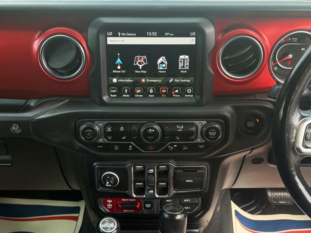 Jeep Wrangler 2.8L Night Eagle White #59