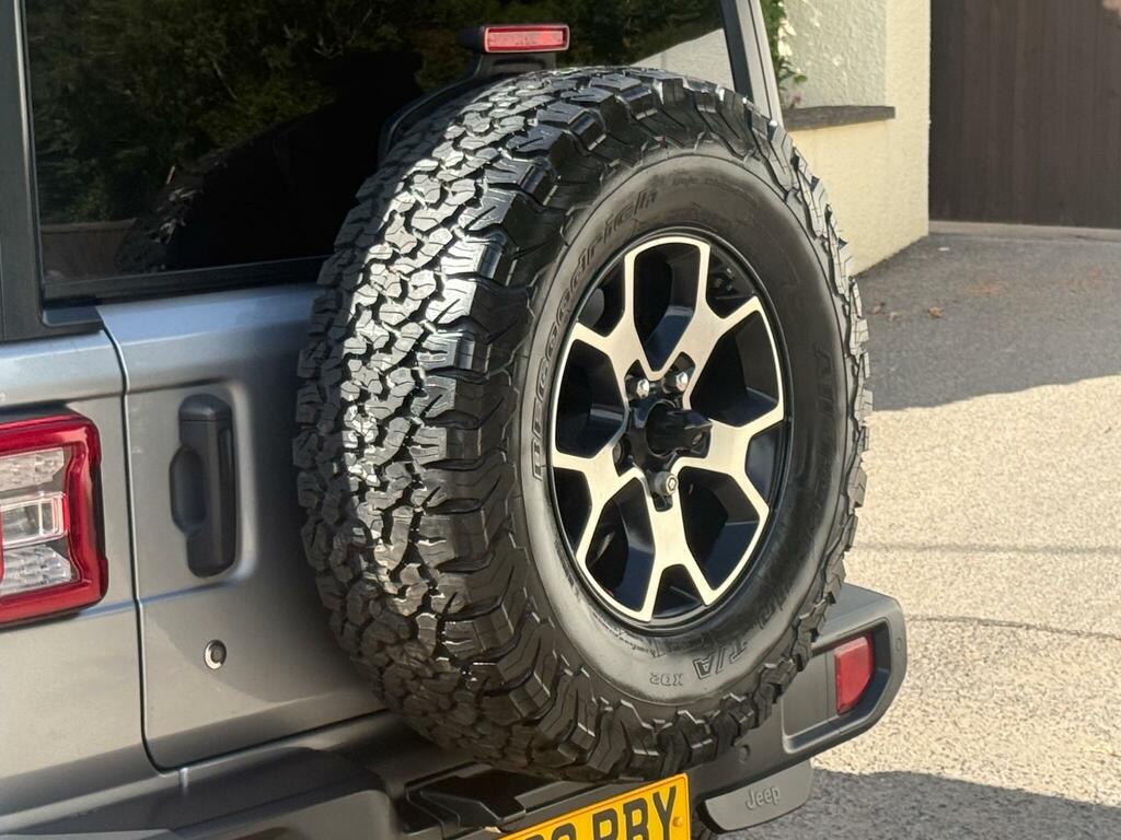 Jeep Wrangler 2.8L Night Eagle White #8