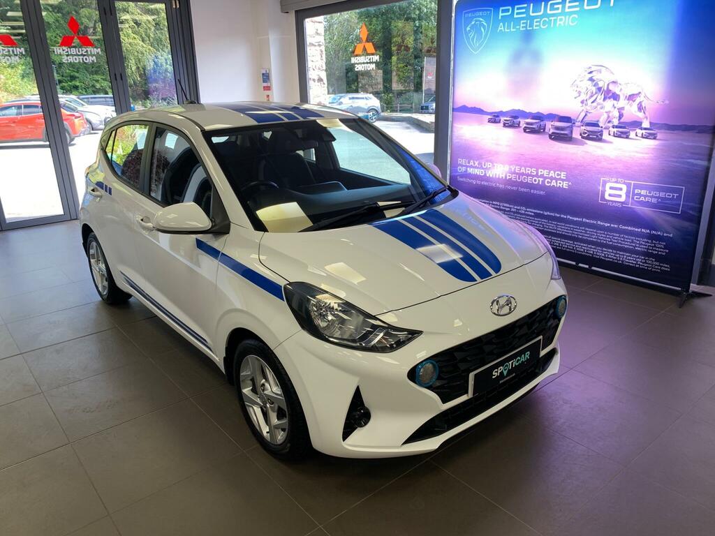 Hyundai I10 1.0 Se Connect Hatchback Euro 6 White #2