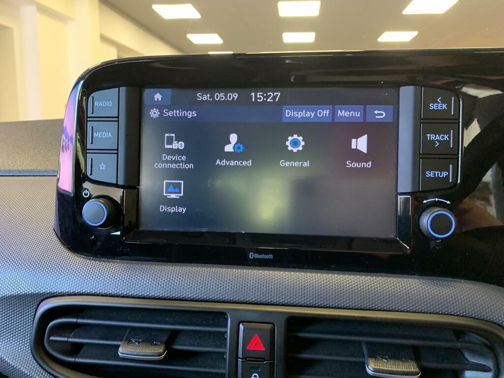 Hyundai I10 Hatchback Blue #28