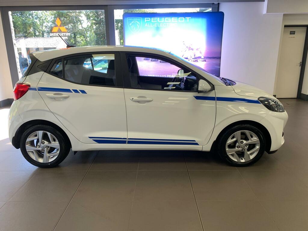 Hyundai I10 Hatchback Blue #9