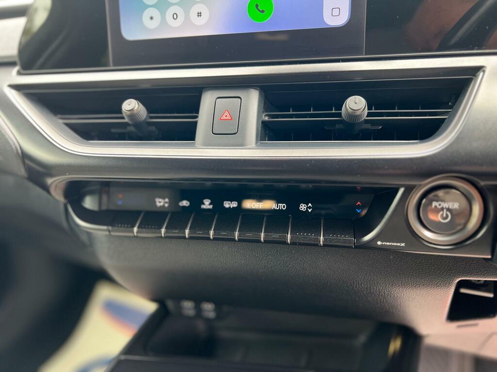 Lexus UX 250H 2.0  #49